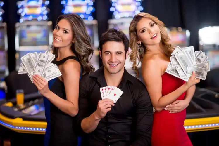 Jackpot Slots – mmk33bet တွင် ကြီးမားသောဆုငွေ ရောင်ရမည့် Jackpot ဂိမ်းများ